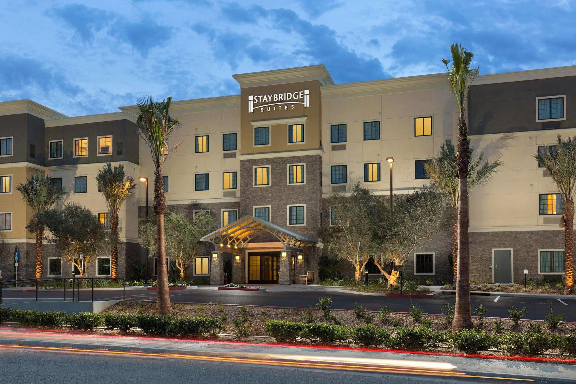 Staybridge Suites Corona South By Ihg Kültér fotó
