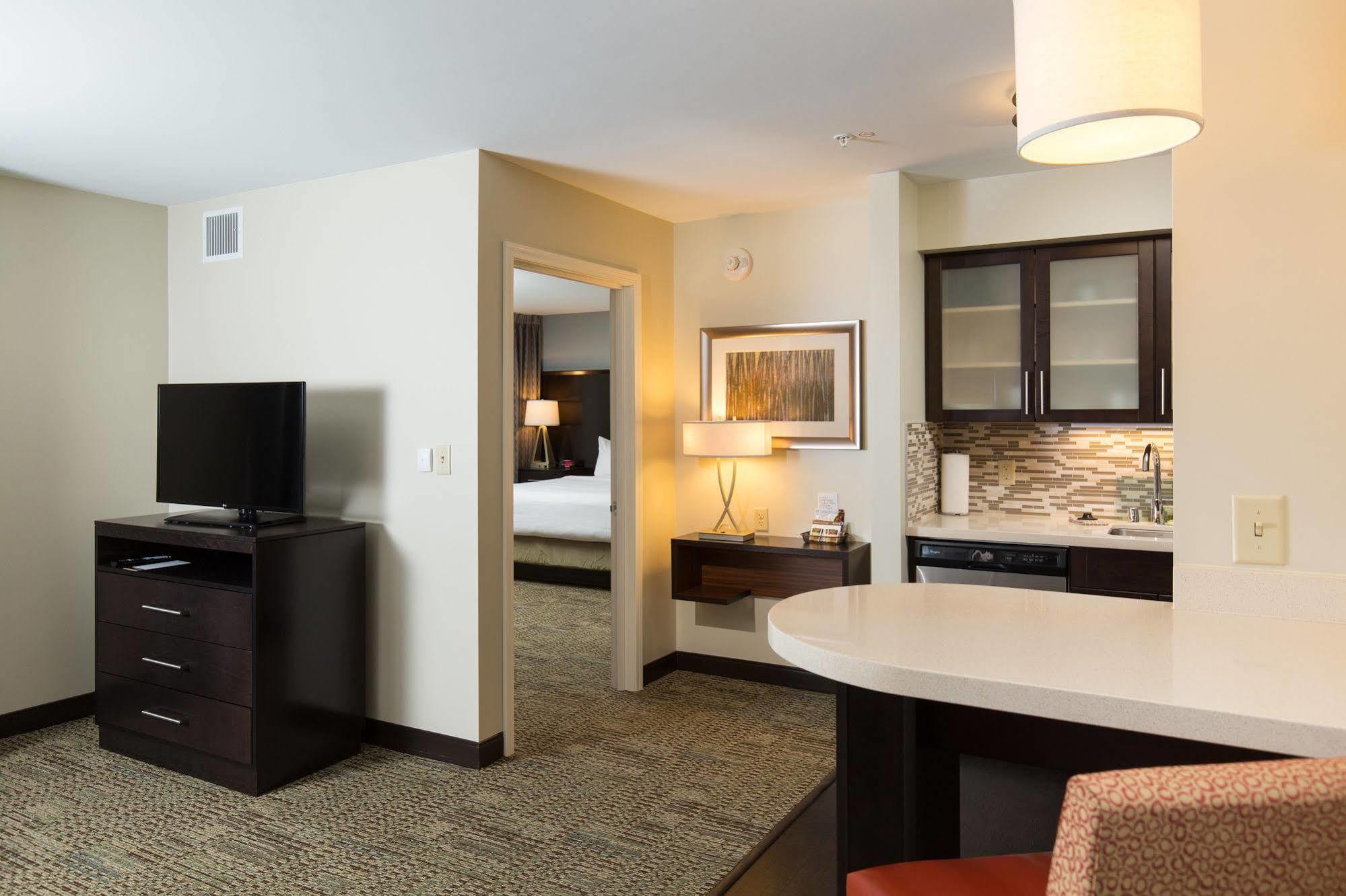 Staybridge Suites Corona South By Ihg Kültér fotó